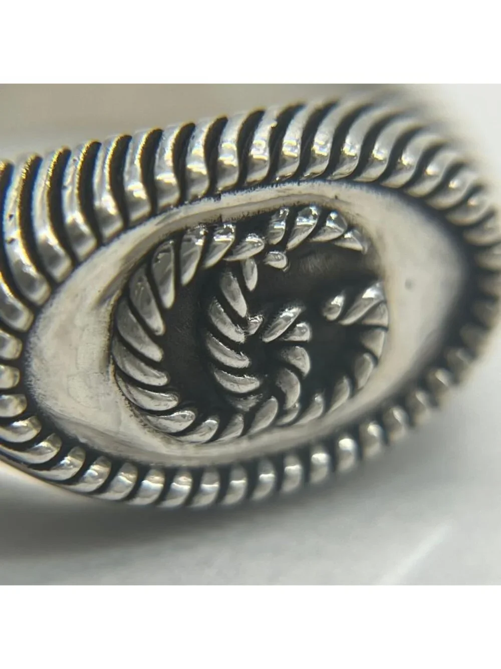 Gucci GG Marmont Double Ring Twist